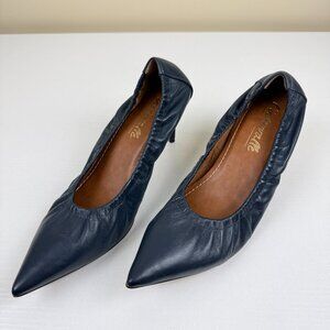 NEW L'intervalle Navy Blue Leather Heel Pump